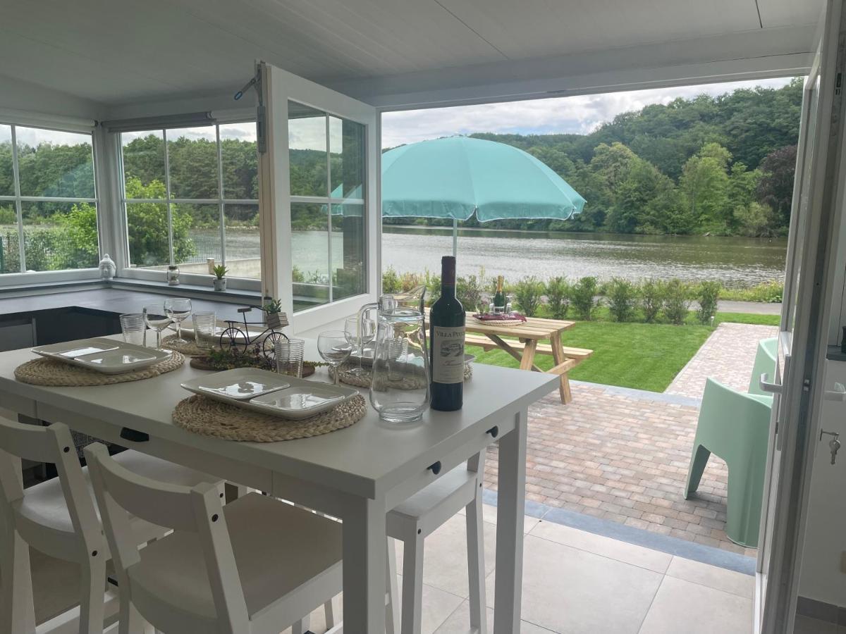 La Petite Maison Au Bord De L'Eau Hastiere-par-dela Luaran gambar